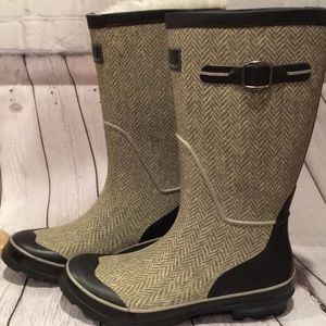 arctic shield rain boots